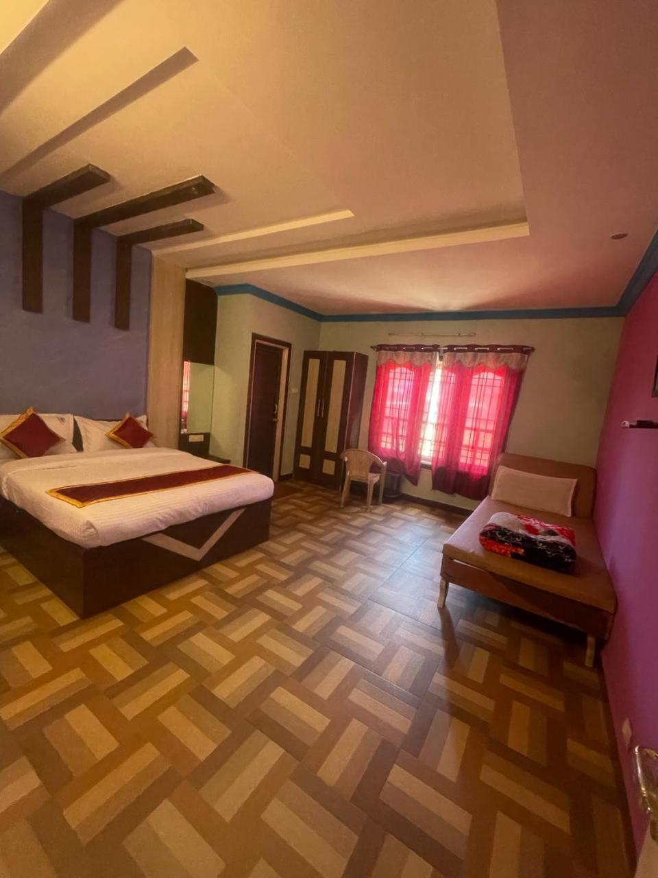 Ooty Vpr Residency Hotel Eksteriør billede